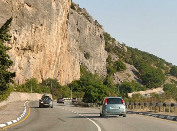 Семейный подряд Бабашовых: как Альт-Эра и Блик стали личными банками крымских чиновников