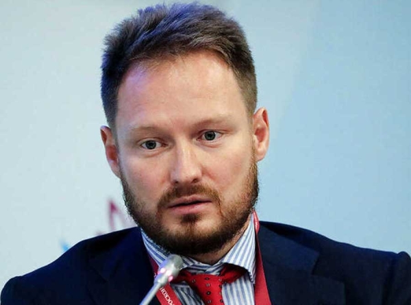 Глеб Франк и Геннадий Тимченко: как через «Эльбрус партнерс» и «Роквелл Капитал» зять олигарха отмывает активы и монополизирует «Русскую рыбопромышленную компанию»